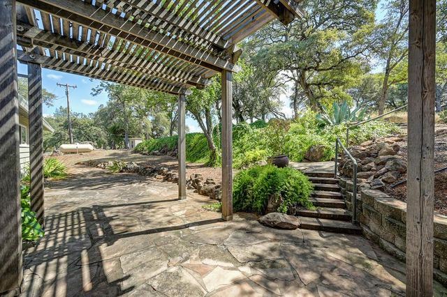 4956 Bell Rd, Auburn, CA 95602