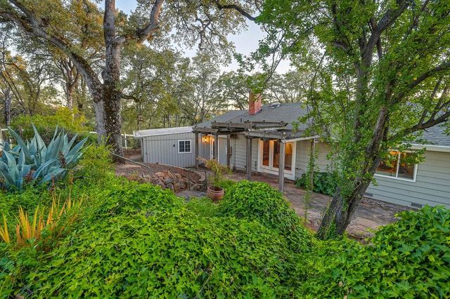 4956 Bell Rd, Auburn, CA 95602