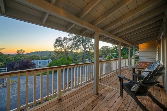 4956 Bell Rd, Auburn, CA 95602