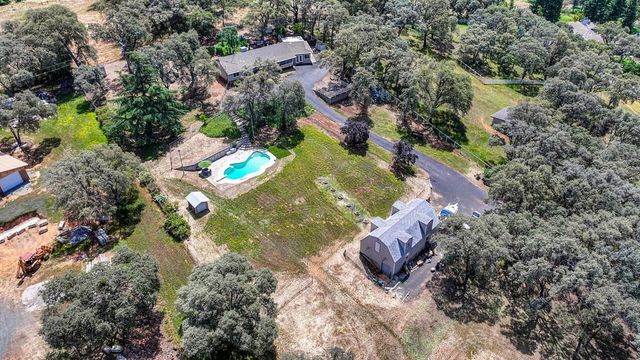 4956 Bell Rd, Auburn, CA 95602