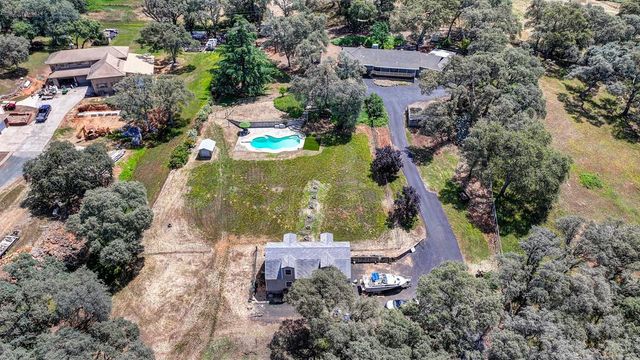 4956 Bell Rd, Auburn, CA 95602