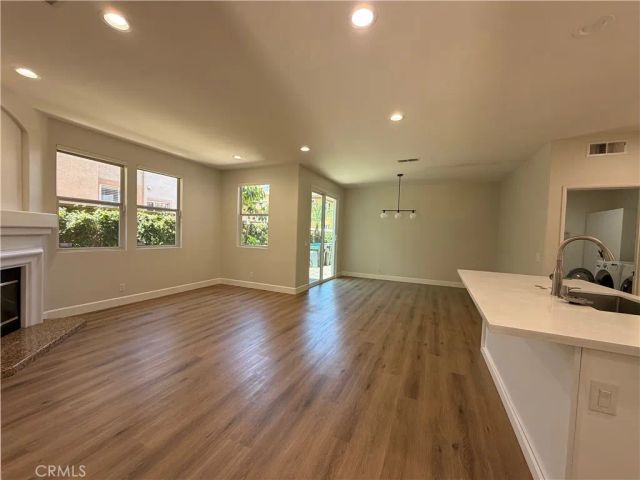 18 Mineral King, Irvine, CA 92602