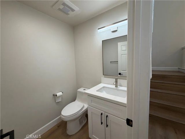 18 Mineral King, Irvine, CA 92602