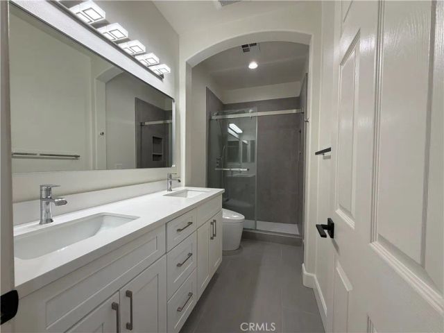 18 Mineral King, Irvine, CA 92602