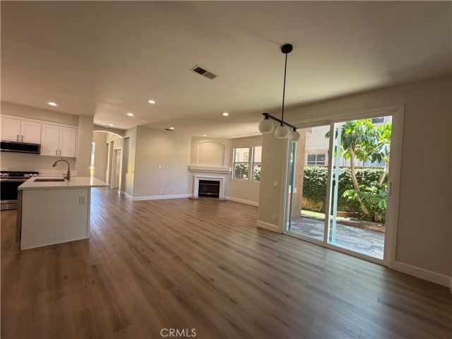 18 Mineral King, Irvine, CA 92602