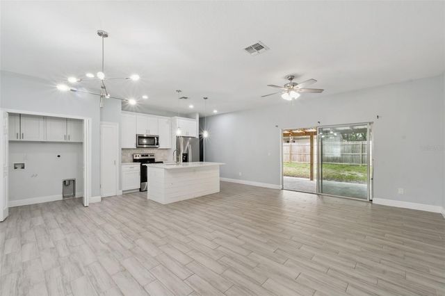 1221 3RD STREET, Orange City, FL 32763