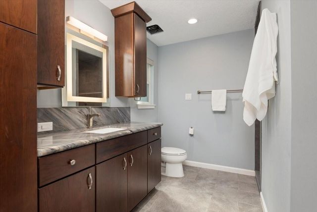 2214 Lakeville Drive, Kingwood, TX 77339