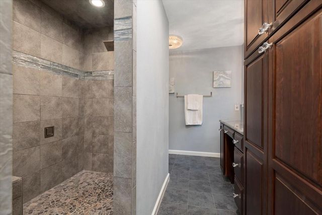 2214 Lakeville Drive, Kingwood, TX 77339
