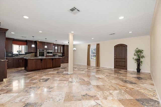 2214 Lakeville Drive, Kingwood, TX 77339