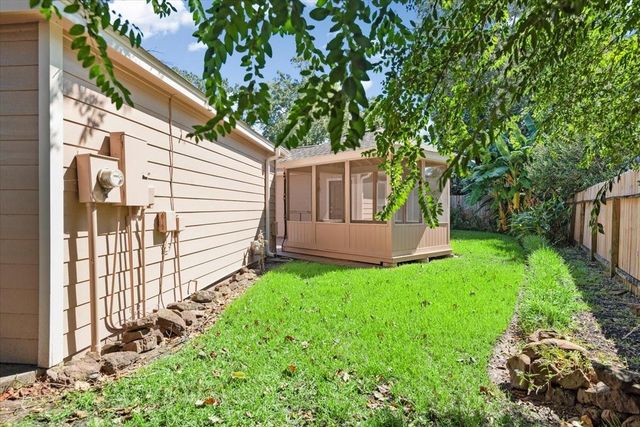 2214 Lakeville Drive, Kingwood, TX 77339