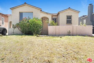 9136 S Harvard Boulevard, Los Angeles, CA 90047