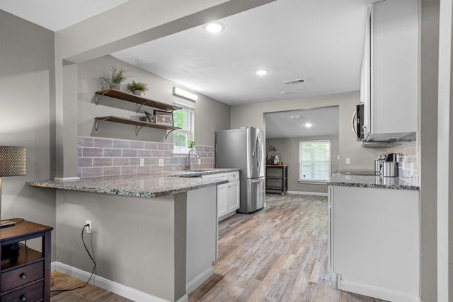 406 N Ruddell Street, Denton, TX 76209