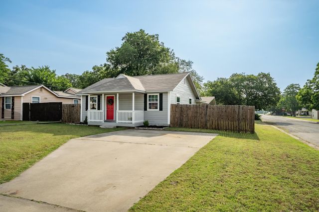 406 N Ruddell Street, Denton, TX 76209