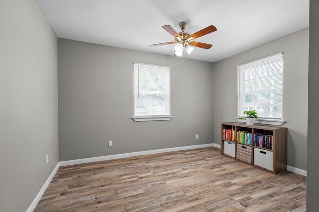 406 N Ruddell Street, Denton, TX 76209