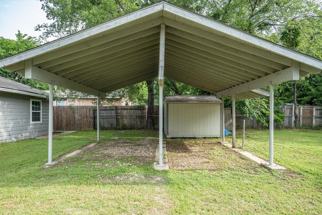406 N Ruddell Street, Denton, TX 76209