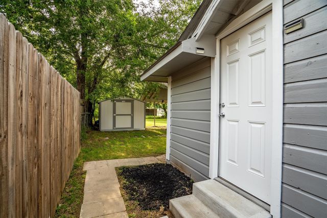 406 N Ruddell Street, Denton, TX 76209
