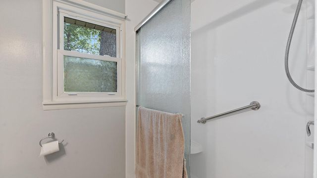 1421 Oakhill Drive, Cassville, MO 65625