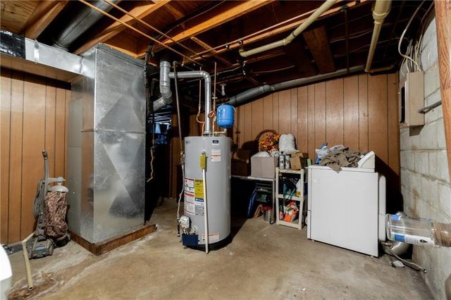 1421 Oakhill Drive, Cassville, MO 65625