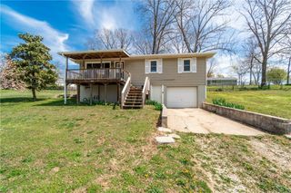 1421 Oakhill Drive, Cassville, MO 65625