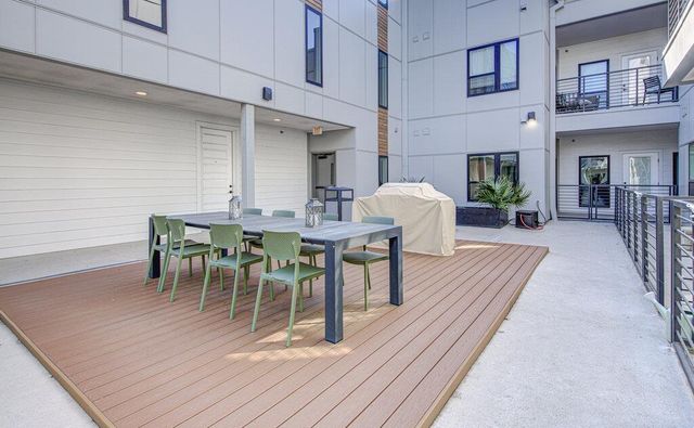 2220 Webberville RD 201, Austin, TX 78702