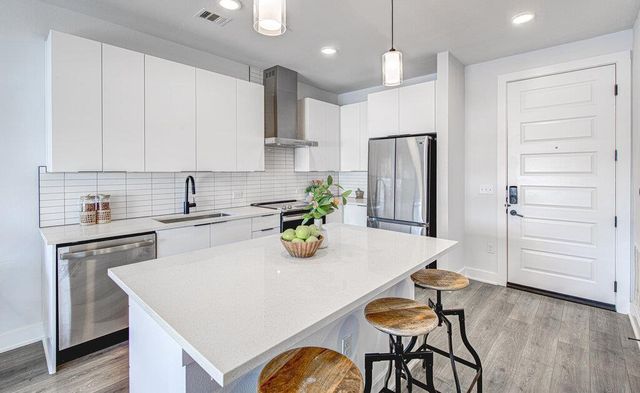 2220 Webberville RD 201, Austin, TX 78702