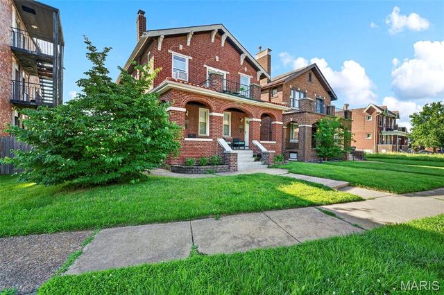 4200 Lawn Avenue, St Louis, MO 63109