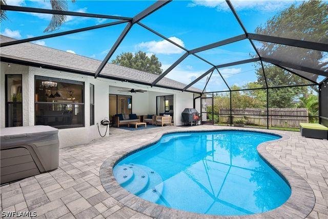 1509 SW 52nd LN, Cape Coral, FL 33914