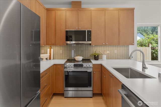 313 SE Andrews Street, Issaquah, WA 98027