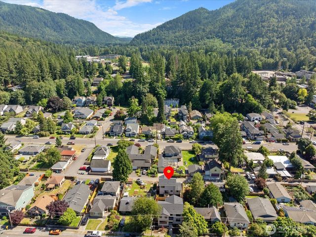 313 SE Andrews Street, Issaquah, WA 98027