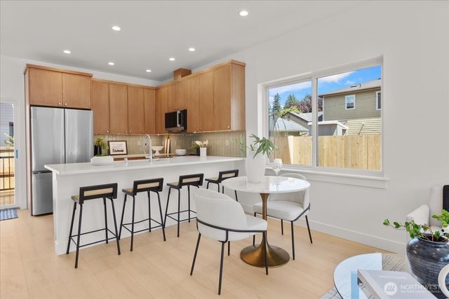 313 SE Andrews Street, Issaquah, WA 98027