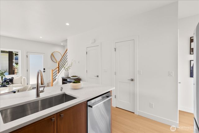 313 SE Andrews Street, Issaquah, WA 98027