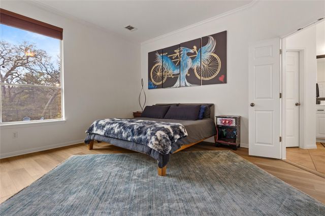 142 Carriage CT, Bastrop, TX 78602