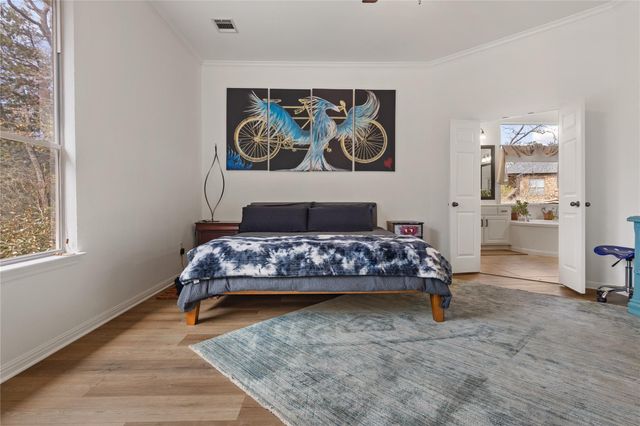 142 Carriage CT, Bastrop, TX 78602