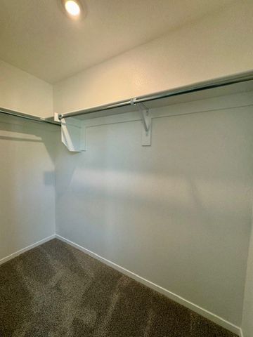 3079 S Saline Aly, Fayetteville, AR 72701