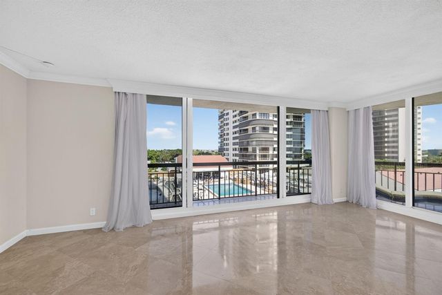 4000 N Ocean Drive 403, Riviera Beach, FL 33404