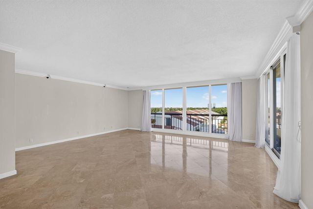 4000 N Ocean Drive 403, Riviera Beach, FL 33404