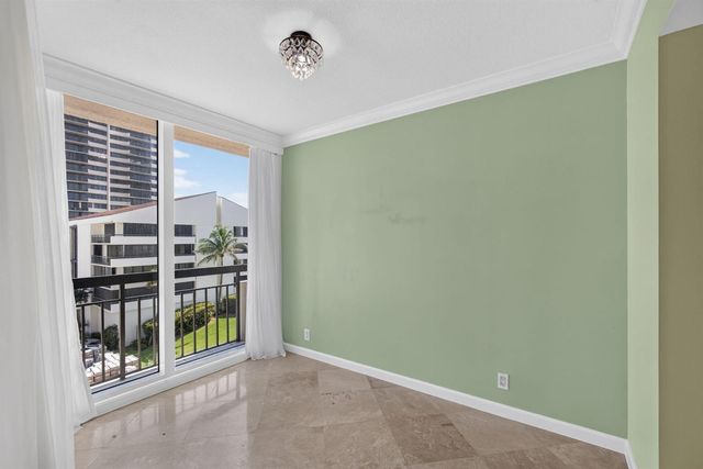 4000 N Ocean Drive 403, Riviera Beach, FL 33404