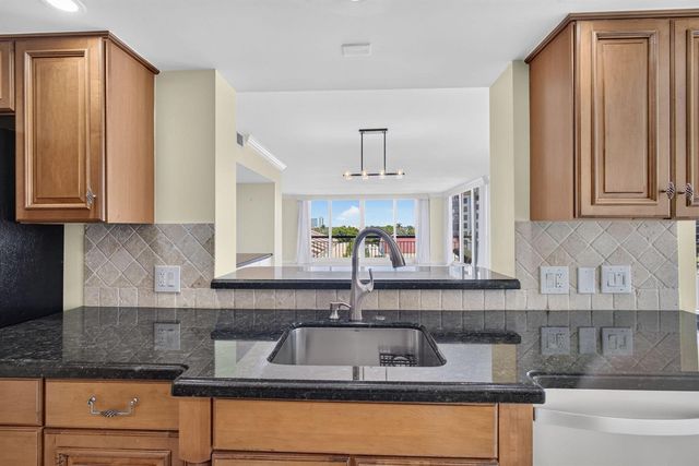 4000 N Ocean Drive 403, Riviera Beach, FL 33404