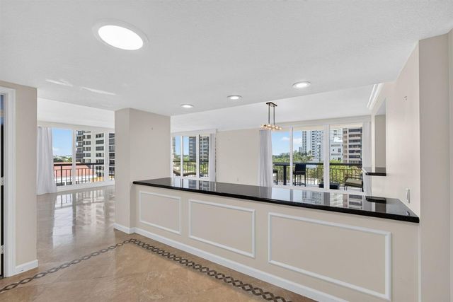 4000 N Ocean Drive 403, Riviera Beach, FL 33404