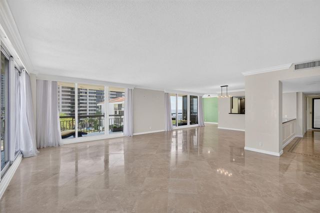 4000 N Ocean Drive 403, Riviera Beach, FL 33404