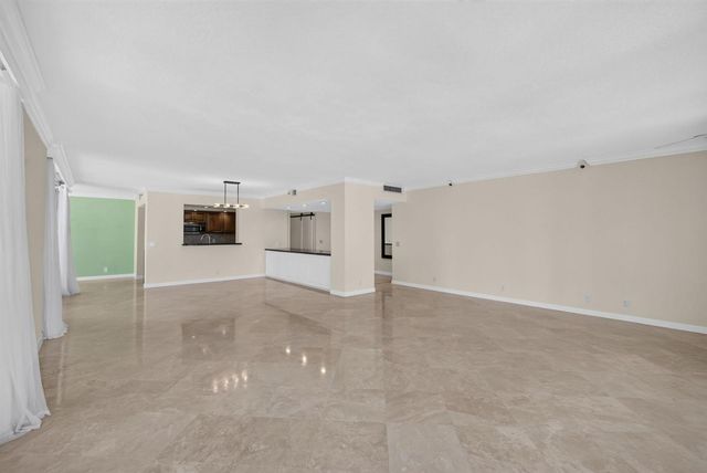 4000 N Ocean Drive 403, Riviera Beach, FL 33404