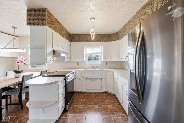 2915 N Mitthoefer Road, Indianapolis, IN 46229