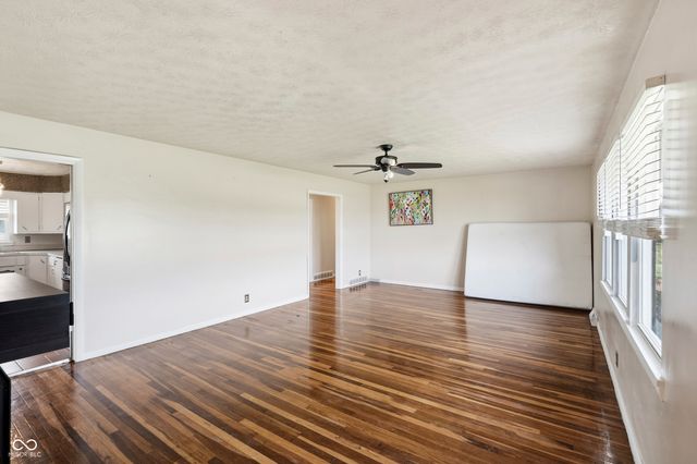 2915 N Mitthoefer Road, Indianapolis, IN 46229