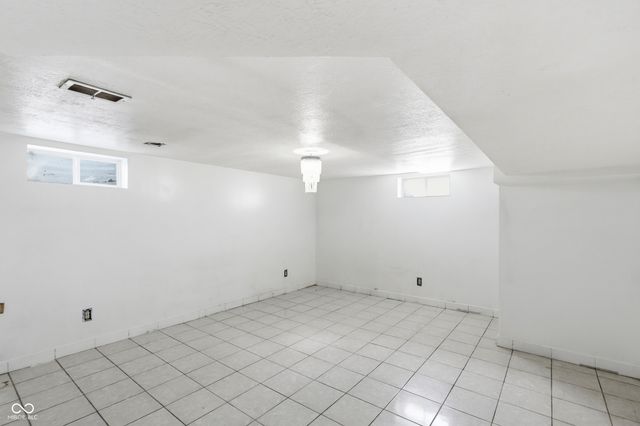 2915 N Mitthoefer Road, Indianapolis, IN 46229