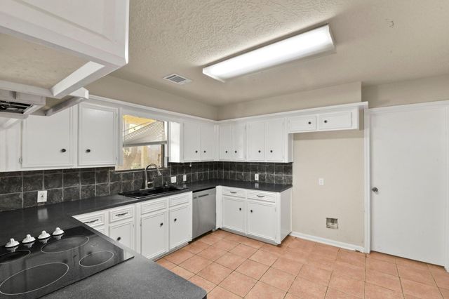 2730 Blue Glen Lane, Houston, TX 77073