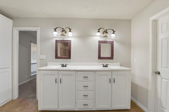 2730 Blue Glen Lane, Houston, TX 77073