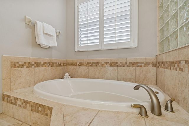 1302 STEEPLE HILL COURT, Brandon, FL 33511