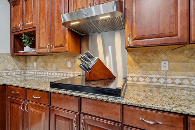 1302 STEEPLE HILL COURT, Brandon, FL 33511