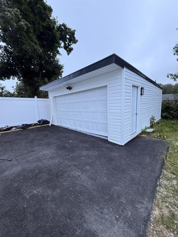 14 Marie Lane, Central Islip, NY 11722