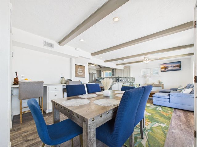 1654 Sandpebble Place, Surfside Beach, TX 77541